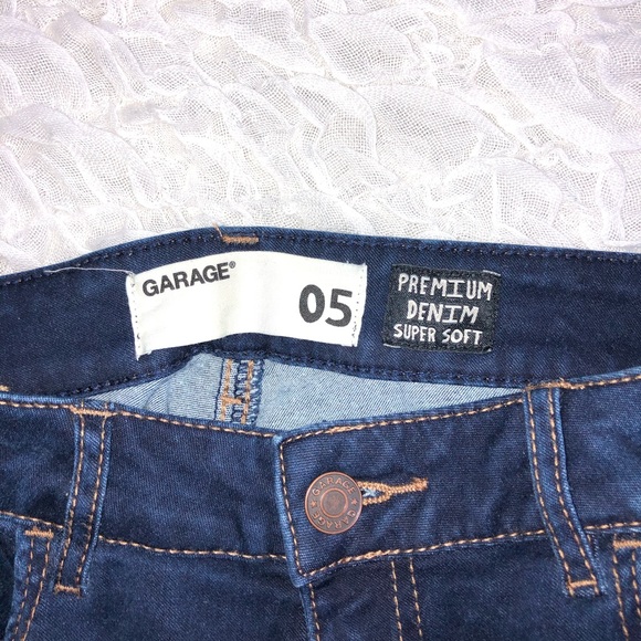 Dark Wash Garage Jeans - Picture 4 of 4